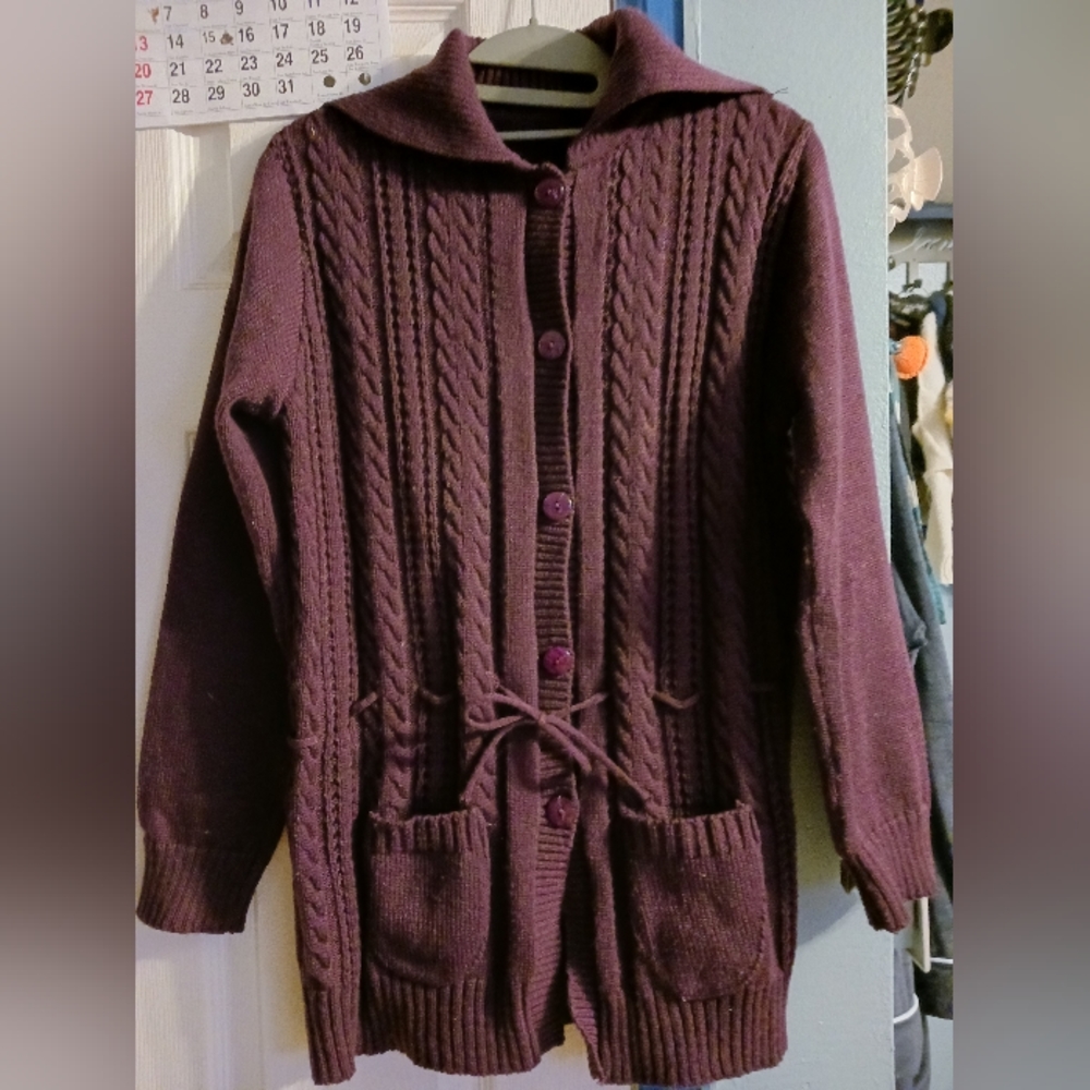 Sweater - Picture 3 of 7